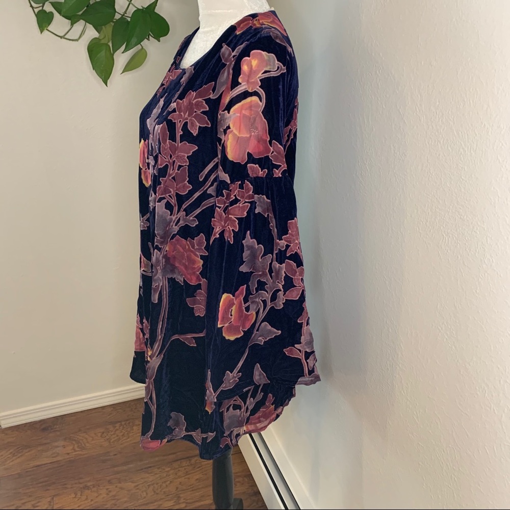 NWT California Moonrise Boho Velvet Dress. - Picture 3 of 8